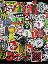 Cargar imagen en el visor de la galería, 100 Stickers Bandas De Rock Y Retro Personaliza Laptop Cuarto Etc