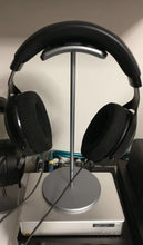 Cargar imagen en el visor de la galería, Soporte Auricular Aluminio y Cuero Para Beats, Bose, jbl, Sony y Mas