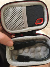 Cargar imagen en el visor de la galería, Case Funda Estuche Rígido Sandisk Extreme Portátil Ssd