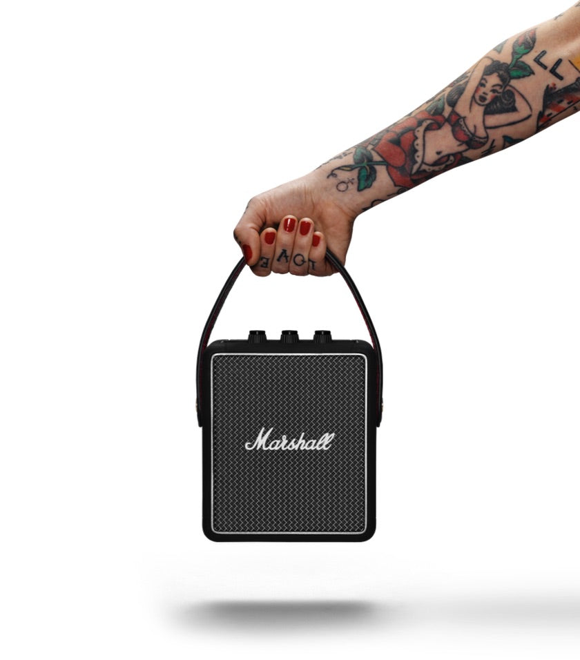 Con el altavoz Marshall Stockwell Bluetooth Speaker puedes disfrutar de tus  canciones favoritas en cualquier lugar ¡Viaja ligero, suena pesado! 😎, By  Mac Store